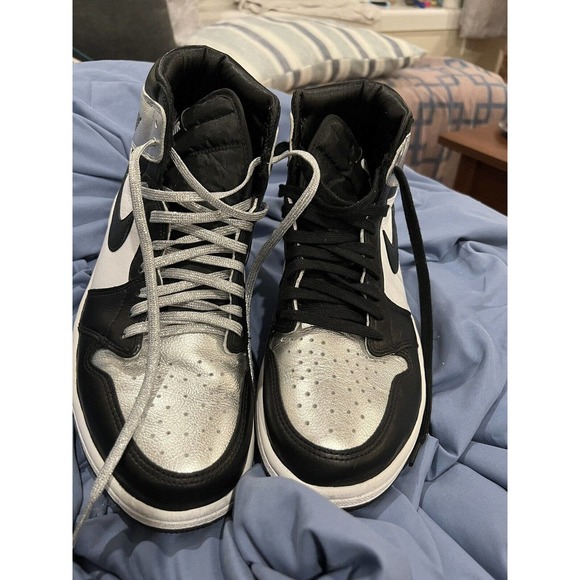 Nike Air Jordan Retro 1 High OG Silver Toe Black CD0461-001 Size 11.5 main image 7